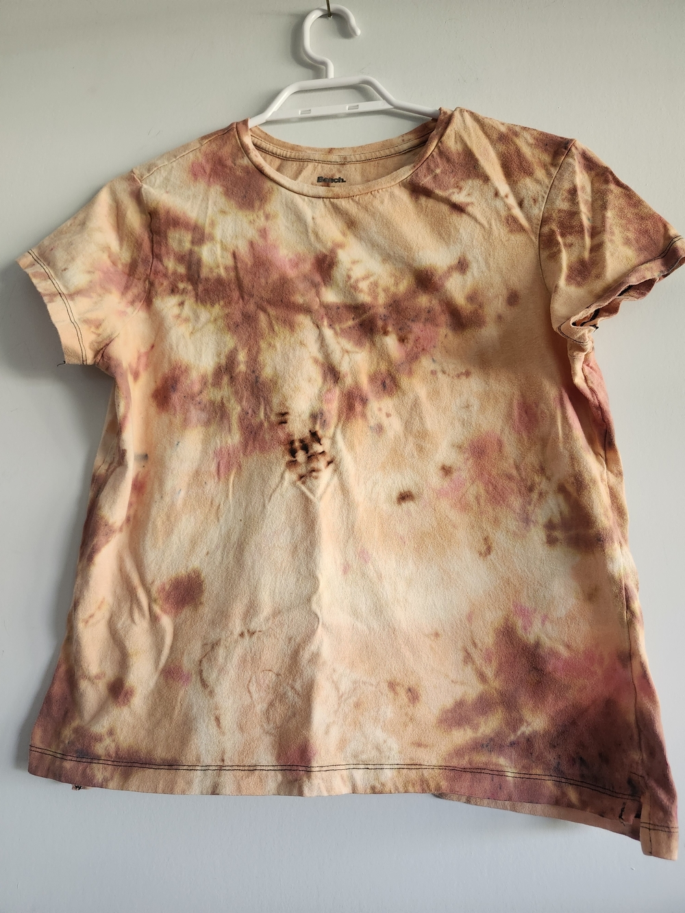 Bench PEI Red Dirt Hand Dyed Tie Dye T-Shirt Women’s Medium 100% Cotton